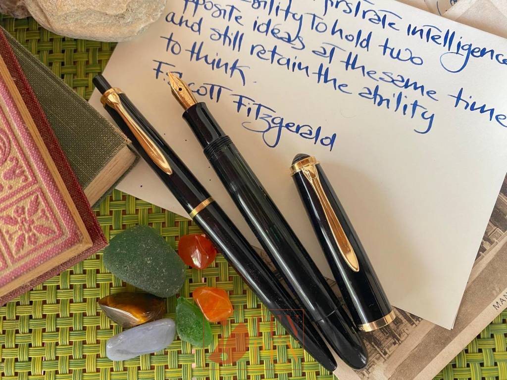 PELIKAN 400 NN BLACK STRIPED SET - F NIB | Tenpen - By Letizia